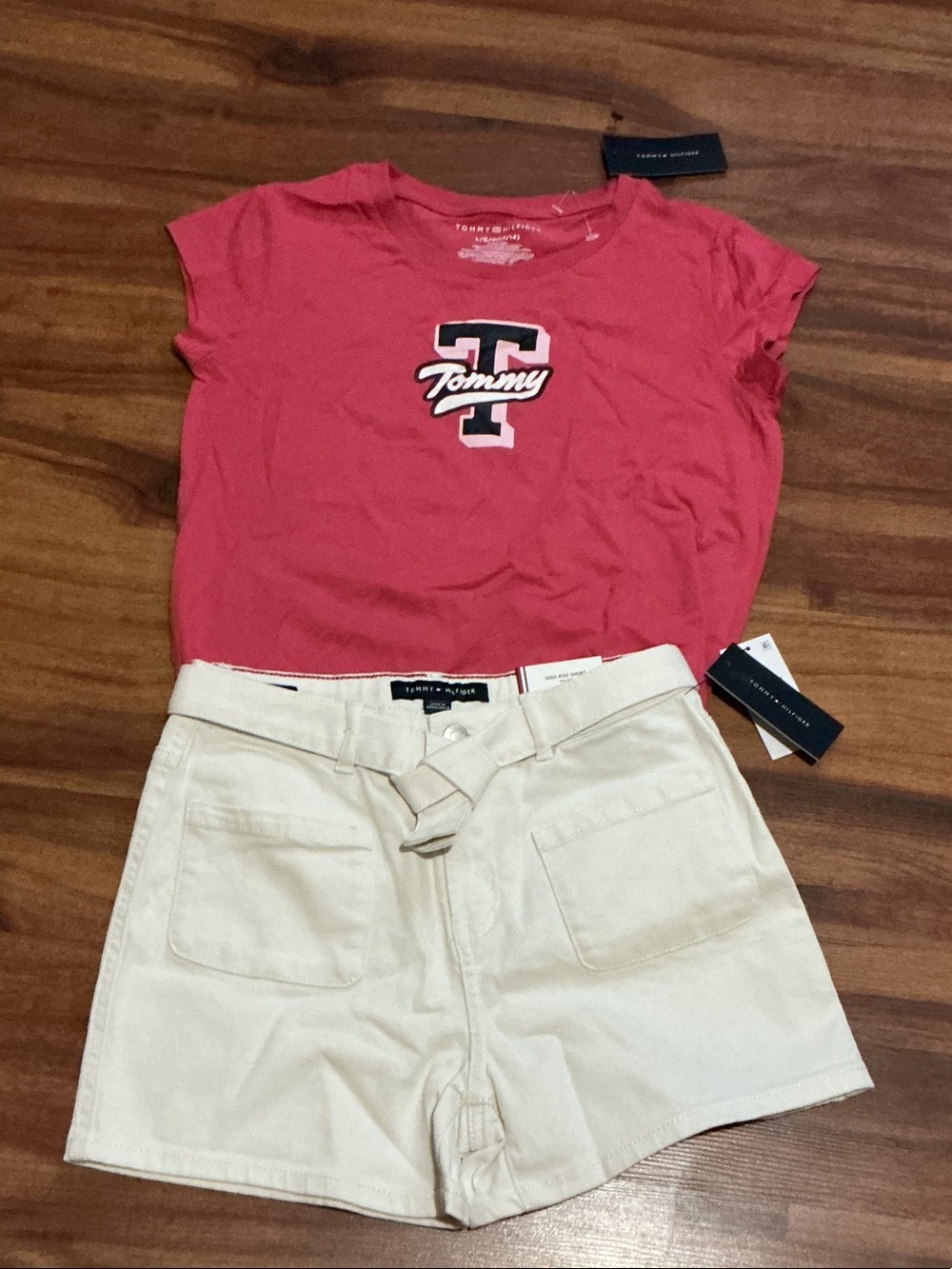 Tommy Hilfiger set T-shirt Cream Tie-Waist Bermuda Shorts set nwt sz 14 girls